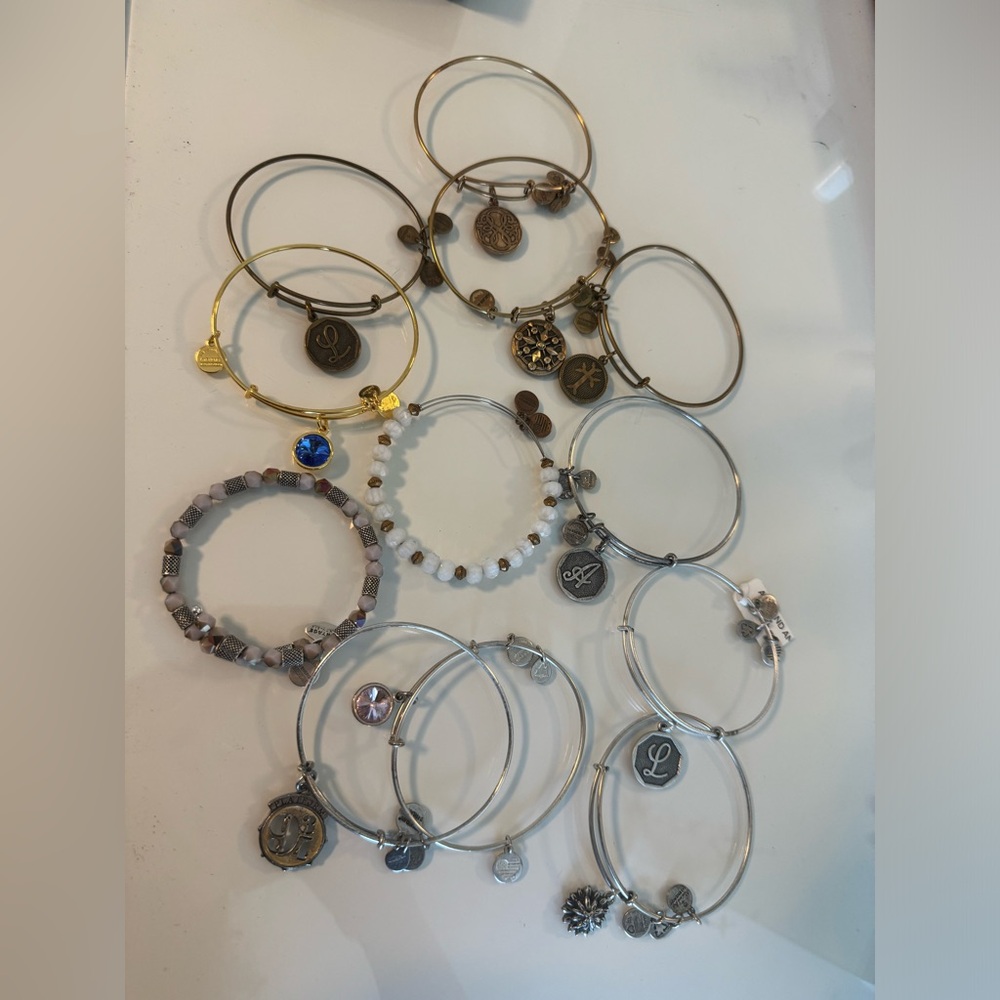 Alex and Ani Compass Bracelet - Picture 6 of 6